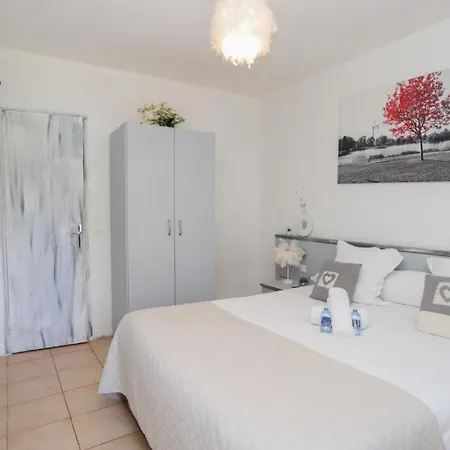 Le Panel * Mandelieu