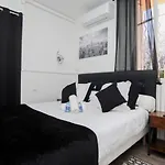 Le Panel Hotel