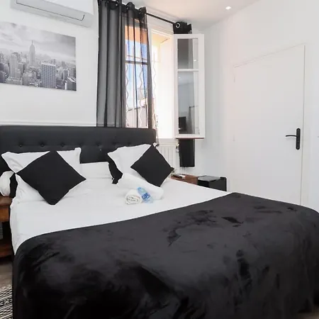 Le Panel Hotell Mandelieu