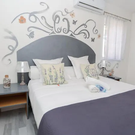 Otel Le Panel Mandelieu