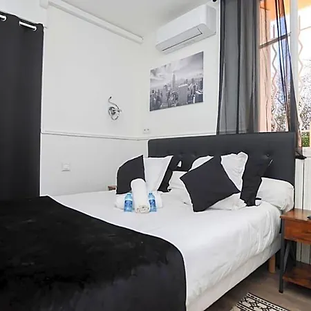 Le Panel Otel *