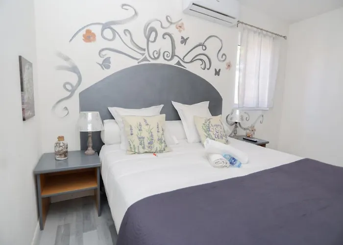 Szálloda Le Panel Mandelieu